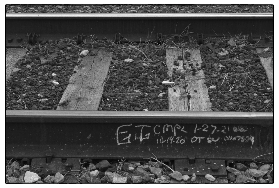 Black & White — photograph 19 of 44