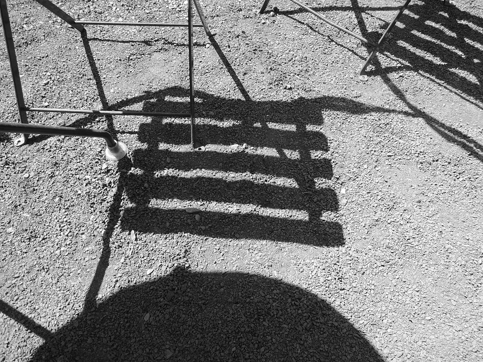 Black & White — photograph 7 of 44